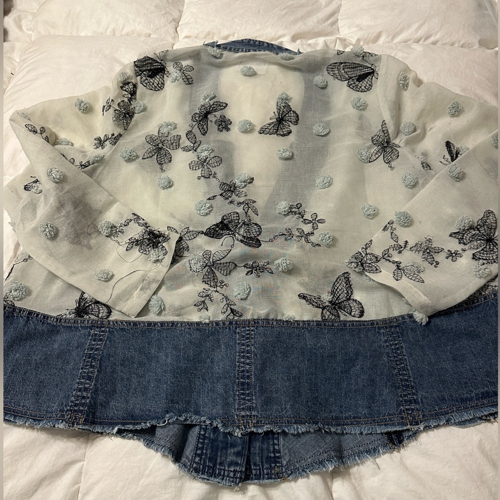 Adore Blue Embroidered Mixed Media Jean Jacket - NWT - Size M oversized - Picture 4 of 14